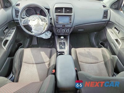 Zdjęcie 8 z 13 samochodu: 2019 MITSUBISHI OUTLANDER SPORT ES VIN:JA4AP3AUXKU008373 - miniatura