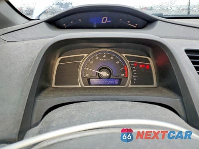 Zdjęcie 9 z 12 samochodu: 2006 HONDA CIVIC EX VIN:2HGFG12816H517036 - miniatura
