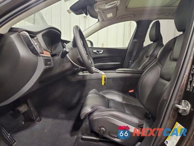 Zdjęcie 7 z 14 samochodu: 2024 VOLVO XC60 ULTIMATE VIN:YV4H60DM1R1723956 - miniatura