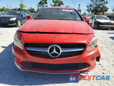 Piąte zdjęcie samochodu w środku: 2018 MERCEDES-BENZ CLA 250 VIN:WDDSJ4EB3JN535650 - miniatura
