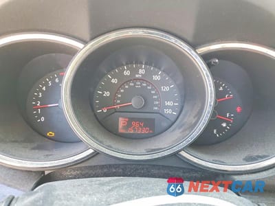 Zdjęcie 9 z 13 samochodu: 2011 KIA SORENTO LX VIN:5XYKTDA19BG058894 - miniatura