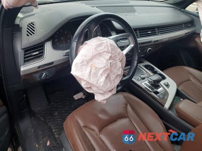 Zdjęcie 8 z 12 samochodu: 2018 AUDI Q7 VIN:WA1LHAF72JD001722 - miniatura
