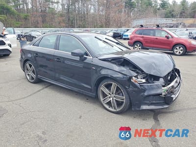 Czwarte zdjęcie samochodu z boku: 2017 AUDI A3 PREMIUM PLUS VIN:WAUJ8GFF1H1038230 - miniatura