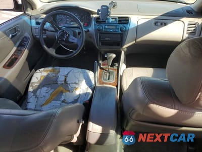 Zdjęcie 8 z 12 samochodu: 2000 HONDA ACCORD EX VIN:1HGCG1653YA071816 - miniatura