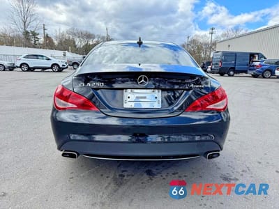 Piąte zdjęcie samochodu w środku: 2016 MERCEDES-BENZ CLA 250 4MATIC VIN:WDDSJ4GB7GN312016 - miniatura