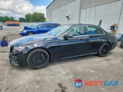 2019 MERCEDES-BENZ E 300 WDDZF4JB3KA543231 - główne zdjęcie licytacji z USA - miniatura