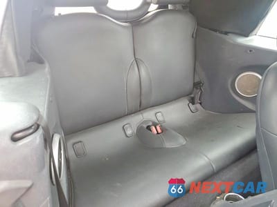 Zdjęcie 10 z 12 samochodu: 2005 MINI COOPER VIN:WMWRF33525TF62566 - miniatura