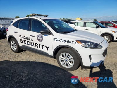 Czwarte zdjęcie samochodu z boku: 2020 FORD ESCAPE S VIN:1FMCU0F62LUA79502 - miniatura