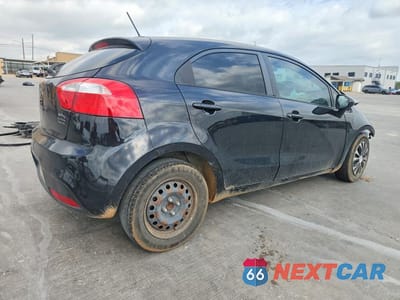 Trzecie zdjęcie samochodu z tyłu: 2015 KIA RIO LX VIN:KNADM5A30F6518169 - miniatura