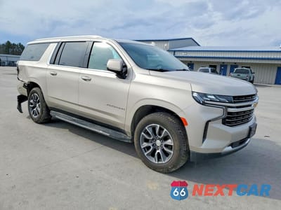 Czwarte zdjęcie samochodu z boku: 2021 CHEVROLET SUBURBAN K1500 LT VIN:1GNSKCKD3MR142453 - miniatura