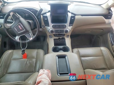 Zdjęcie 8 z 13 samochodu: 2019 GMC YUKON SLT VIN:1GKS2BKC0KR323750 - miniatura