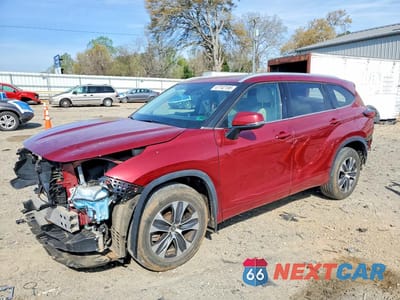 2022 TOYOTA HIGHLANDER XLE 5TDHZRBH5NS578955 - główne zdjęcie licytacji z USA - miniatura