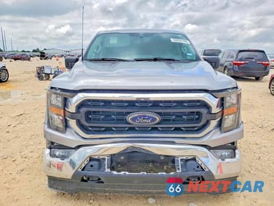 Piąte zdjęcie samochodu w środku: 2023 FORD F150 VIN:1FTMF1E59PKF44232 - miniatura