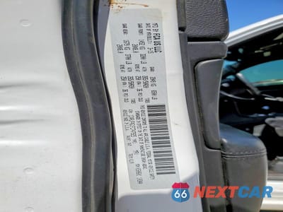 Zdjęcie 13 z 13 samochodu: 2015 JEEP GRAND CHEROKEE LAREDO VIN:1C4RJFAG1FC747925 - miniatura