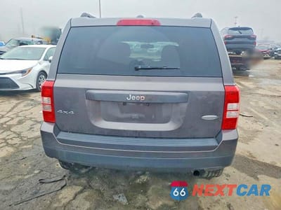 Zdjęcie 6 z 13 samochodu: 2014 JEEP PATRIOT LATITUDE VIN:1C4NJRFB5ED863408 - miniatura
