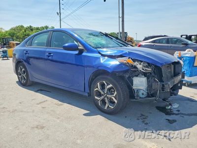 Czwarte zdjęcie samochodu z boku: 2020 KIA FORTE LXS VIN:3KPF24AD5LE197367 - miniatura