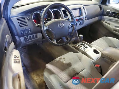 Zdjęcie 8 z 12 samochodu: 2006 TOYOTA TACOMA ACCESS CAB VIN:5TEUU42N76Z211470 - miniatura