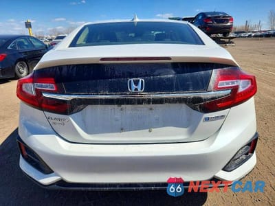 Zdjęcie 6 z 12 samochodu: 2019 HONDA CLARITY VIN:JHMZC5F12KC800777 - miniatura