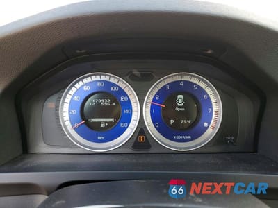 Zdjęcie 9 z 12 samochodu: 2012 VOLVO S60 T6 VIN:YV1902FH4C2083404 - miniatura