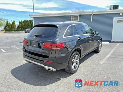 Czwarte zdjęcie samochodu z boku: 2021 MERCEDES-BENZ GLC 300 4MATIC VIN:W1N0G8EB9MV311190 - miniatura