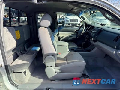 Zdjęcie 10 z 11 samochodu: 2007 TOYOTA TACOMA ACCESS CAB VIN:5TETX22N37Z337379 - miniatura