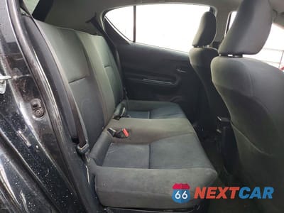 Zdjęcie 10 z 13 samochodu: 2015 TOYOTA PRIUS C TWO VIN:JTDKDTB31F1586524 - miniatura