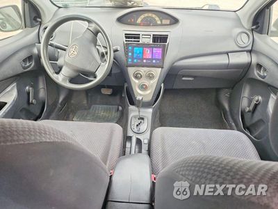 Zdjęcie 8 z 13 samochodu: 2008 TOYOTA YARIS BASE VIN:JTDBT923884026104 - miniatura