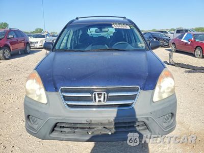 Piąte zdjęcie samochodu w środku: 2005 HONDA CR-V LX VIN:SHSRD68505U308835 - miniatura
