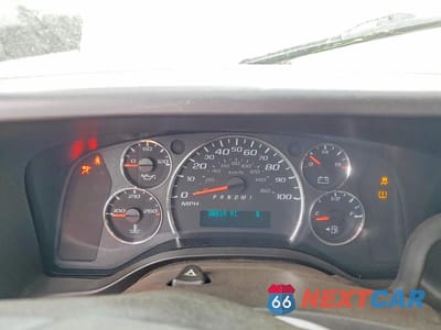 Zdjęcie 9 z 13 samochodu: 2023 CHEVROLET EXPRESS G3500 LS VIN:1GAZGNFP2P1151505 - miniatura