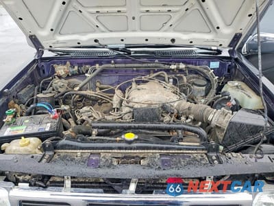 Zdjęcie 11 z 12 samochodu: 1995 NISSAN TRUCK XE V6 VIN:1N6HD16Y3SC449732 - miniatura