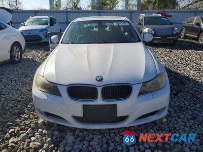 Piąte zdjęcie samochodu w środku: 2009 BMW 328 XI SULEV VIN:WBAPK53599A645036 - miniatura