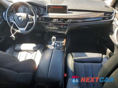 Zdjęcie 8 z 13 samochodu: 2016 BMW X5 SDRIVE35I VIN:5UXKR2C58G0R72150 - miniatura