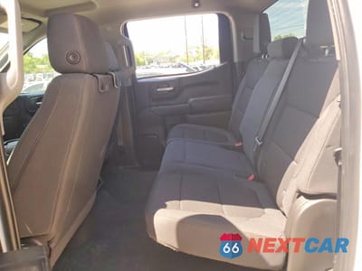 Zdjęcie 10 z 12 samochodu: 2022 CHEVROLET SILVERADO LTD K1500 CUSTOM VIN:1GCPYBEK9NZ199730 - miniatura
