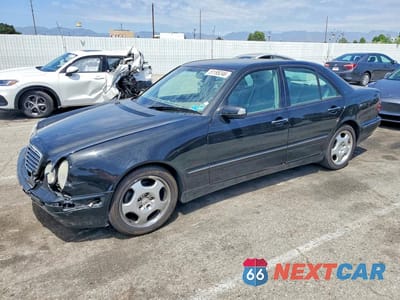 2001 MERCEDES-BENZ E 430 WDBJF70J31X049267 - główne zdjęcie licytacji z USA - miniatura