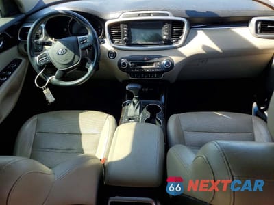 Zdjęcie 8 z 13 samochodu: 2019 KIA SORENTO EX V6 VIN:5XYPH4A51KG453369 - miniatura