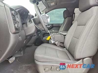 Zdjęcie 7 z 11 samochodu: 2025 CHEVROLET SILVERADO K1500 TRAIL BOSS CUSTOM VIN:3GCPKCEK3SG330914 - miniatura