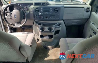 Zdjęcie 8 z 13 samochodu: 2012 FORD ECONOLINE E350 SUPER DUTY WAGON VIN:1FBNE3BL1CDA96691 - miniatura