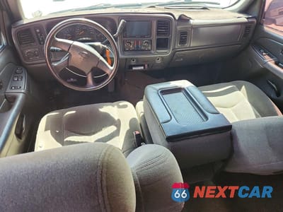 Zdjęcie 8 z 12 samochodu: 2005 CHEVROLET SILVERADO K1500 VIN:1GCEK19V95Z104784 - miniatura