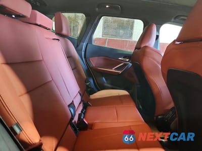 Zdjęcie 11 z 14 samochodu: 2026 BMW X1 M35I VIN:WBX13EF09T5606150 - miniatura