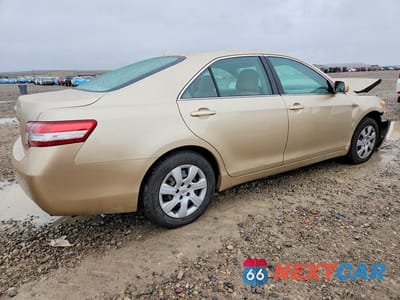 Trzecie zdjęcie samochodu z tyłu: 2010 TOYOTA CAMRY LE VIN:4T4BF3EK2AR071165 - miniatura
