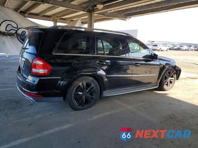 Trzecie zdjęcie samochodu z tyłu: 2012 MERCEDES-BENZ GL 450 4MATIC VIN:4JGBF7BE4CA782578 - miniatura