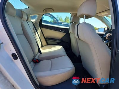 Zdjęcie 10 z 12 samochodu: 2017 HONDA CIVIC LX VIN:2HGFC2F57HH524867 - miniatura
