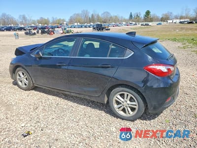 Drugie zdjęcie samochodu z przodu: 2017 CHEVROLET CRUZE LT VIN:3G1BE6SM1HS542296 - miniatura