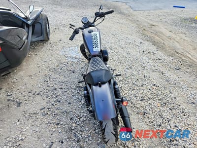 Czwarte zdjęcie samochodu z boku: 2016 HARLEY-DAVIDSON XL883 IRON 883 VIN:1HD4LE213GC405823 - miniatura