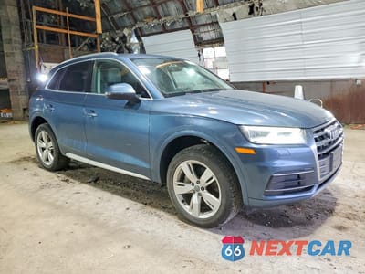 Czwarte zdjęcie samochodu z boku: 2018 AUDI Q5 PREMIUM PLUS VIN:WA1BNAFY9J2093923 - miniatura