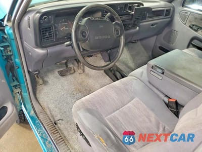 Zdjęcie 8 z 13 samochodu: 1997 DODGE RAM 2500 VIN:3B7KF23D0VM562504 - miniatura