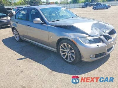 Czwarte zdjęcie samochodu z boku: 2011 BMW 328 XI VIN:WBAPK7G55BNN49182 - miniatura