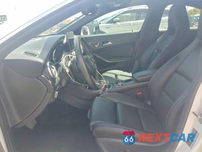 Zdjęcie 7 z 12 samochodu: 2018 MERCEDES-BENZ CLA 250 VIN:WDDSJ4EB6JN682254 - miniatura