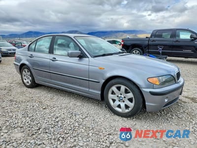 Czwarte zdjęcie samochodu z boku: 2004 BMW 325 IS SULEV VIN:WBAAZ33474KP84811 - miniatura