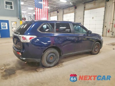 Trzecie zdjęcie samochodu z tyłu: 2014 MITSUBISHI OUTLANDER ES VIN:JA4AD2A34EZ007804 - miniatura